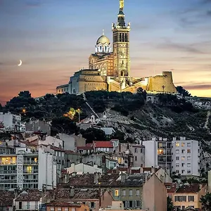 Vieux Port De Marseille